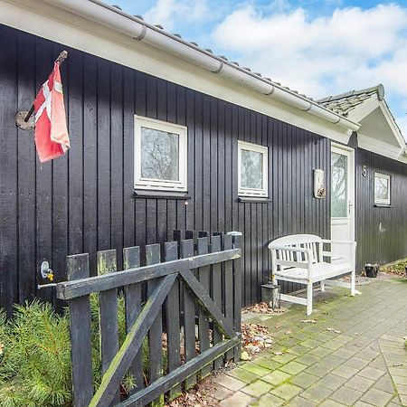 Holiday Home Lyngvej IV Fjerbæk Extérieur photo